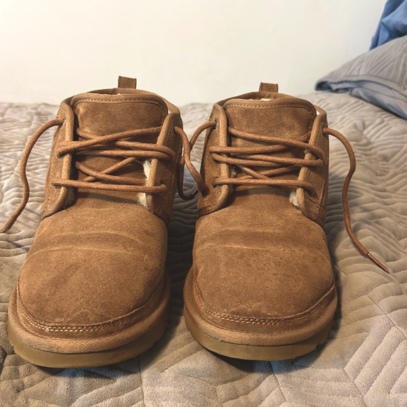 -UGG men’s Neumal Leather boots. - Picture 6 of 6